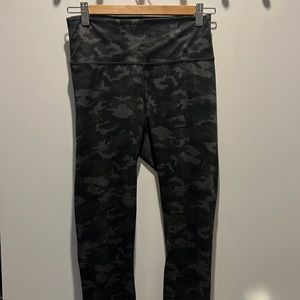 Fabletics Camo Cropped Leggings